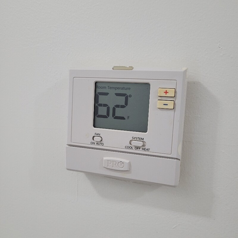 Building Photo - 6751 S Clyde Ave