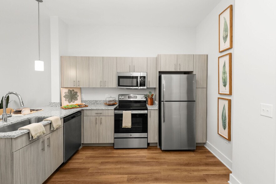 Building Photo - NOVI at Concord - Rise