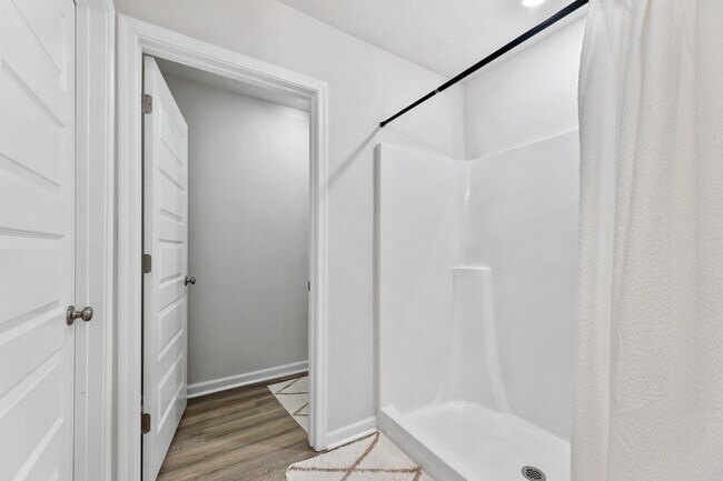 Building Photo - 3003 Jane Ln