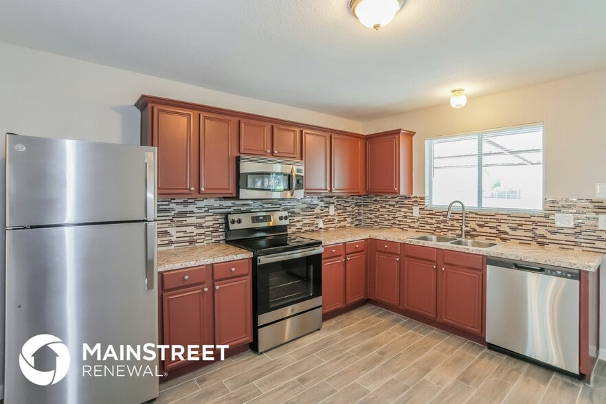 Building Photo - 7205 Autumn Moon Dr