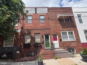 Building Photo - 2122 S Hicks St