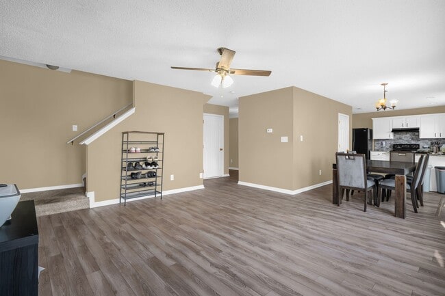 Building Photo - 10510 Plantain Ct
