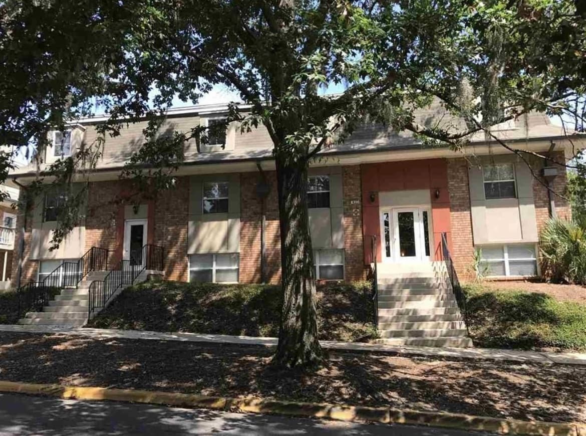 Building Photo - 408 E Virginia St