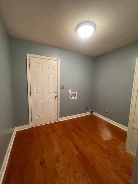 Building Photo - 1832 Epworth Ln