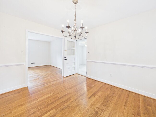 Building Photo - 9321 W Huguenot Rd