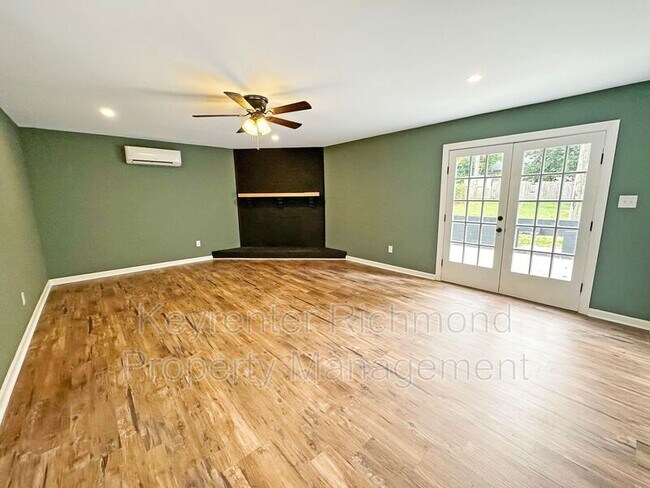 Building Photo - 7409 Landsworth Ave