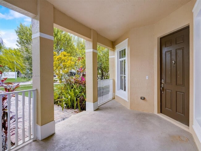 Building Photo - 14028 SW 274th Terrace
