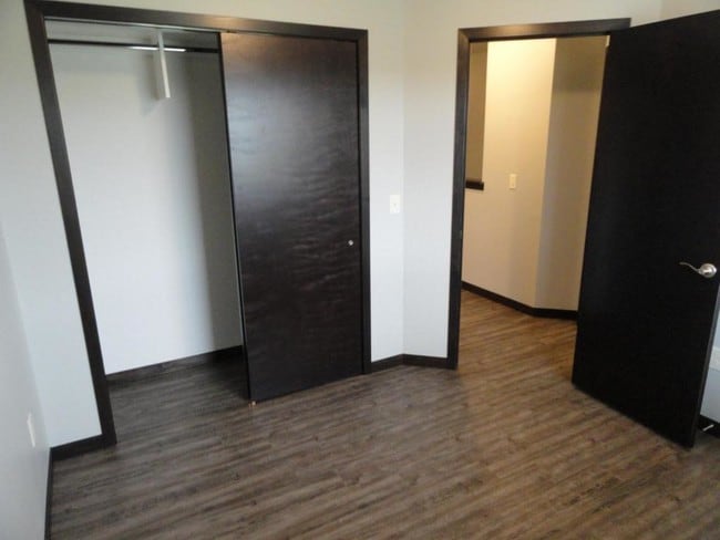 Building Photo - 1515 Ohana Ave