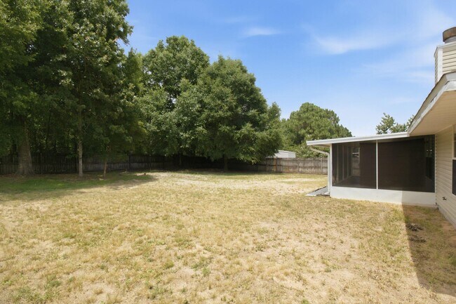 Building Photo - 5135 Whitehurst Ln