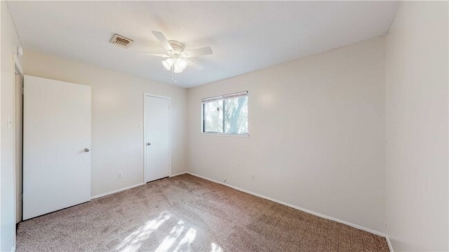 Building Photo - 1004 Verde Dr