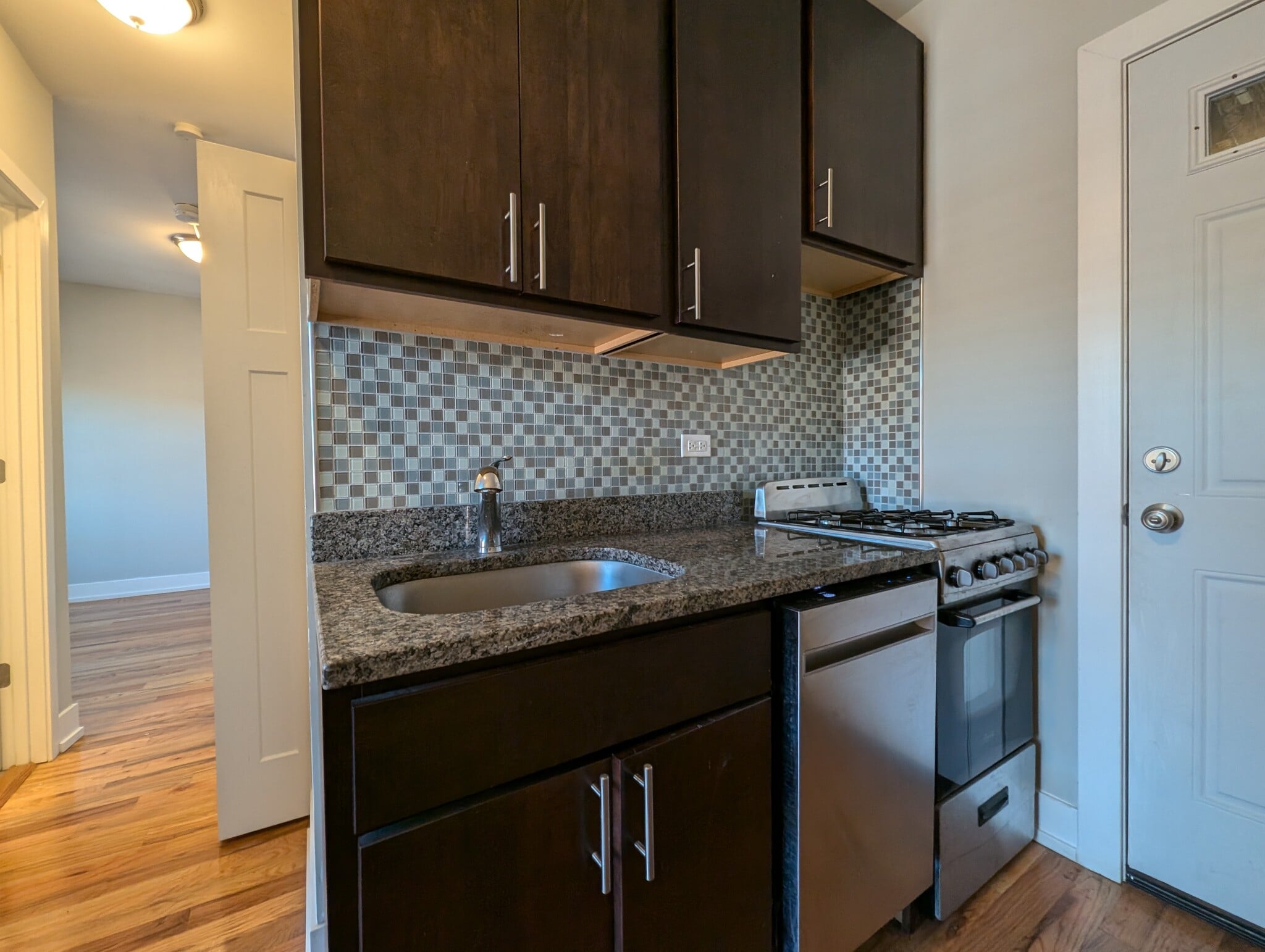 Building Photo - 2907 N Mildred Ave