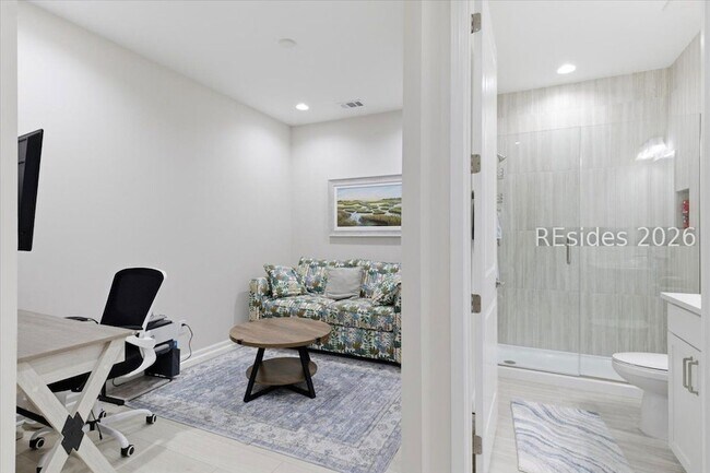 Building Photo - 271 Flip Side Ln