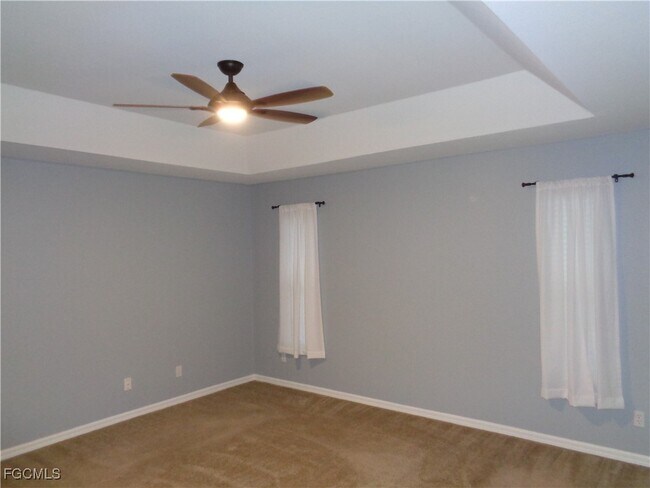 Building Photo - 2830 SW 35th Ln