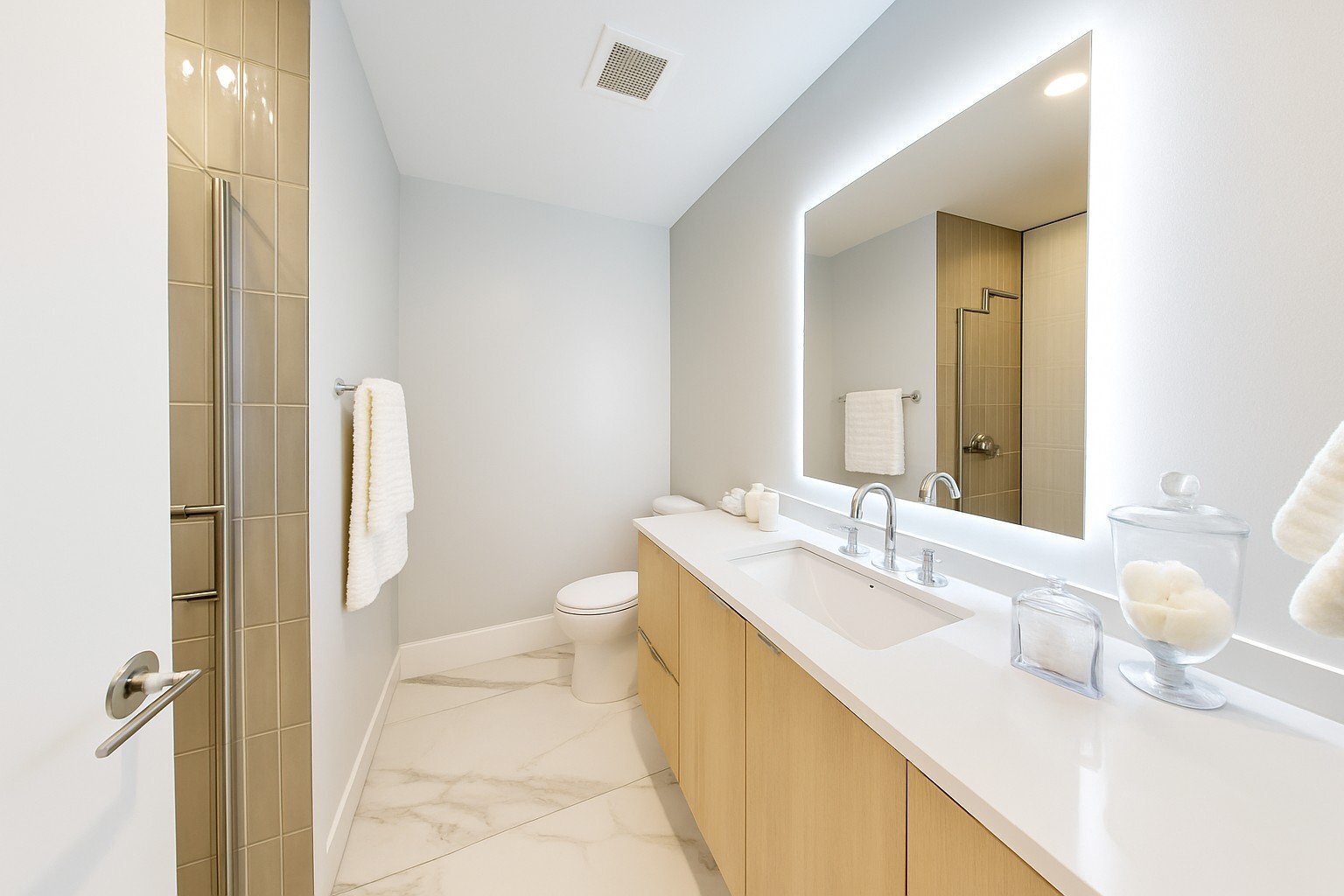 Building Photo - 1224 M St NW