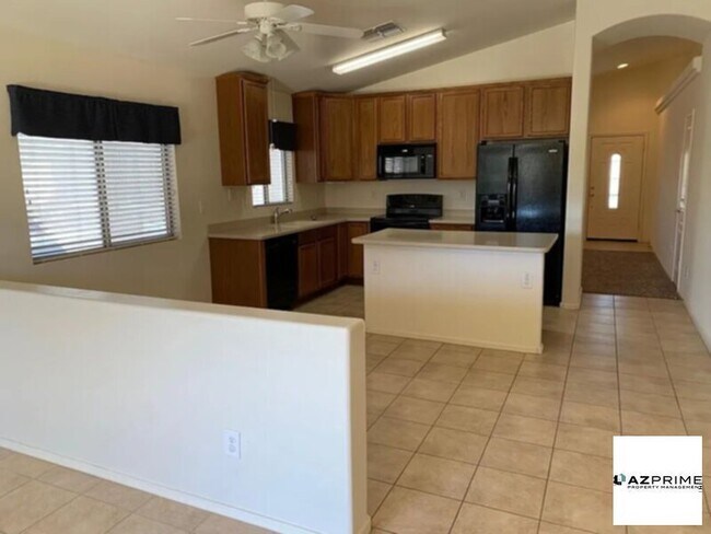 Building Photo - Beautiful house for rent