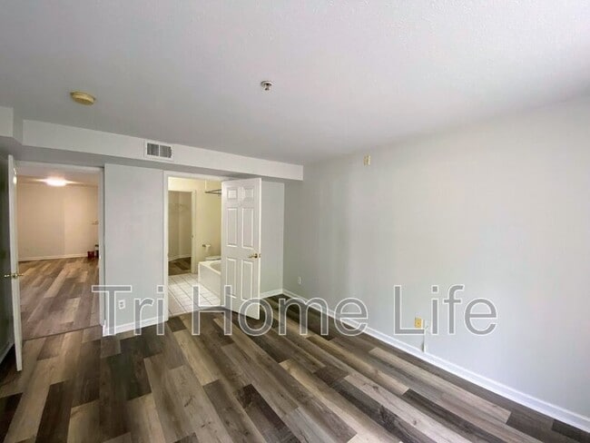 Building Photo - 12158 W Dorado Pl