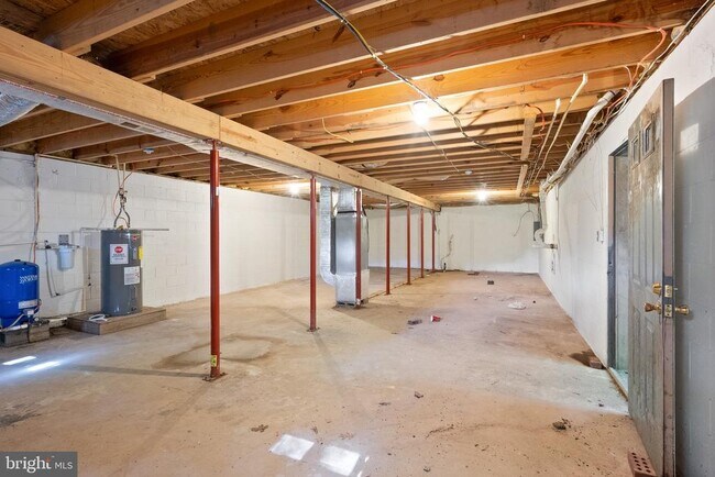Building Photo - 6314 Foster Rd