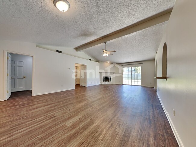 Building Photo - 7212 Glendyne Dr S
