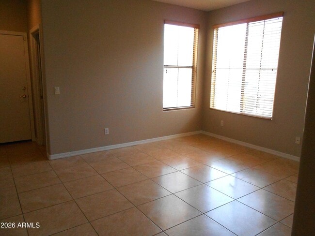 Building Photo - 3077 E Blue Ridge Pl