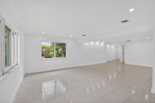 Building Photo - 4599 Brady Blvd