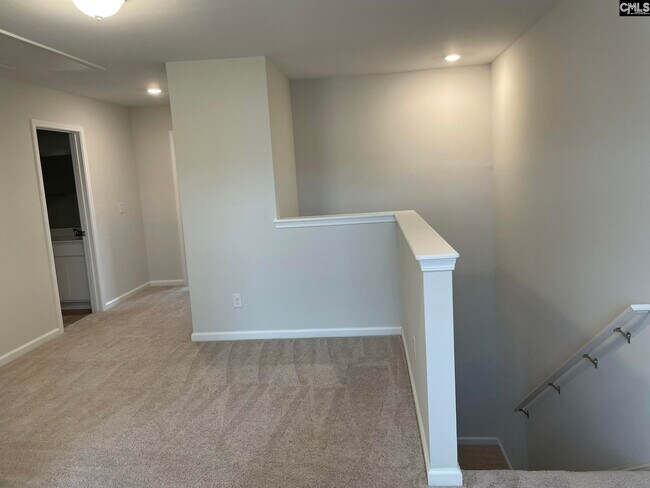 Building Photo - 434 Eclipse Ln