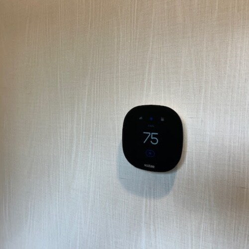 Building Photo - 4630 S Main St
