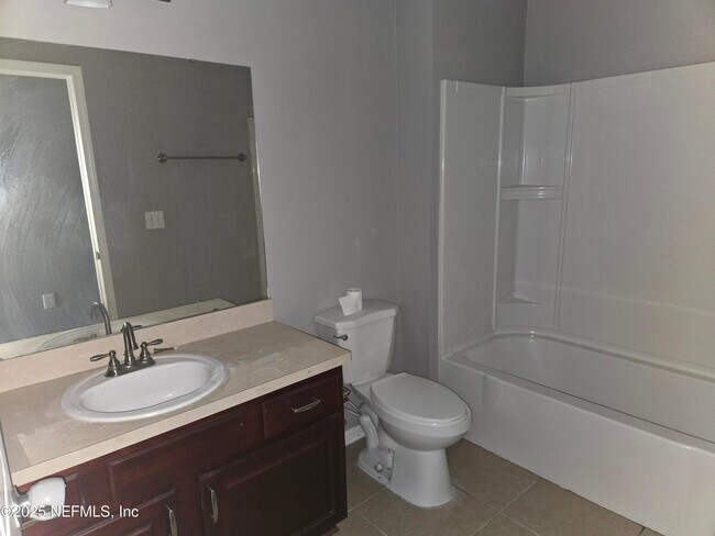 Building Photo - 6916 Ortega Woods Dr