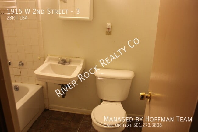 Building Photo - 1915 W 2nd St