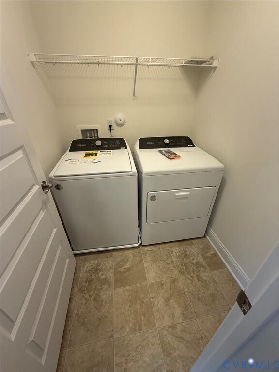 Building Photo - 10873 Farmstead Ml Ln