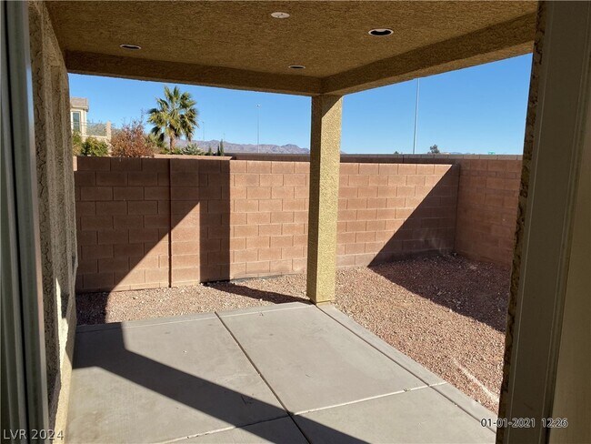 Building Photo - 3409 W Perching Bird Ln