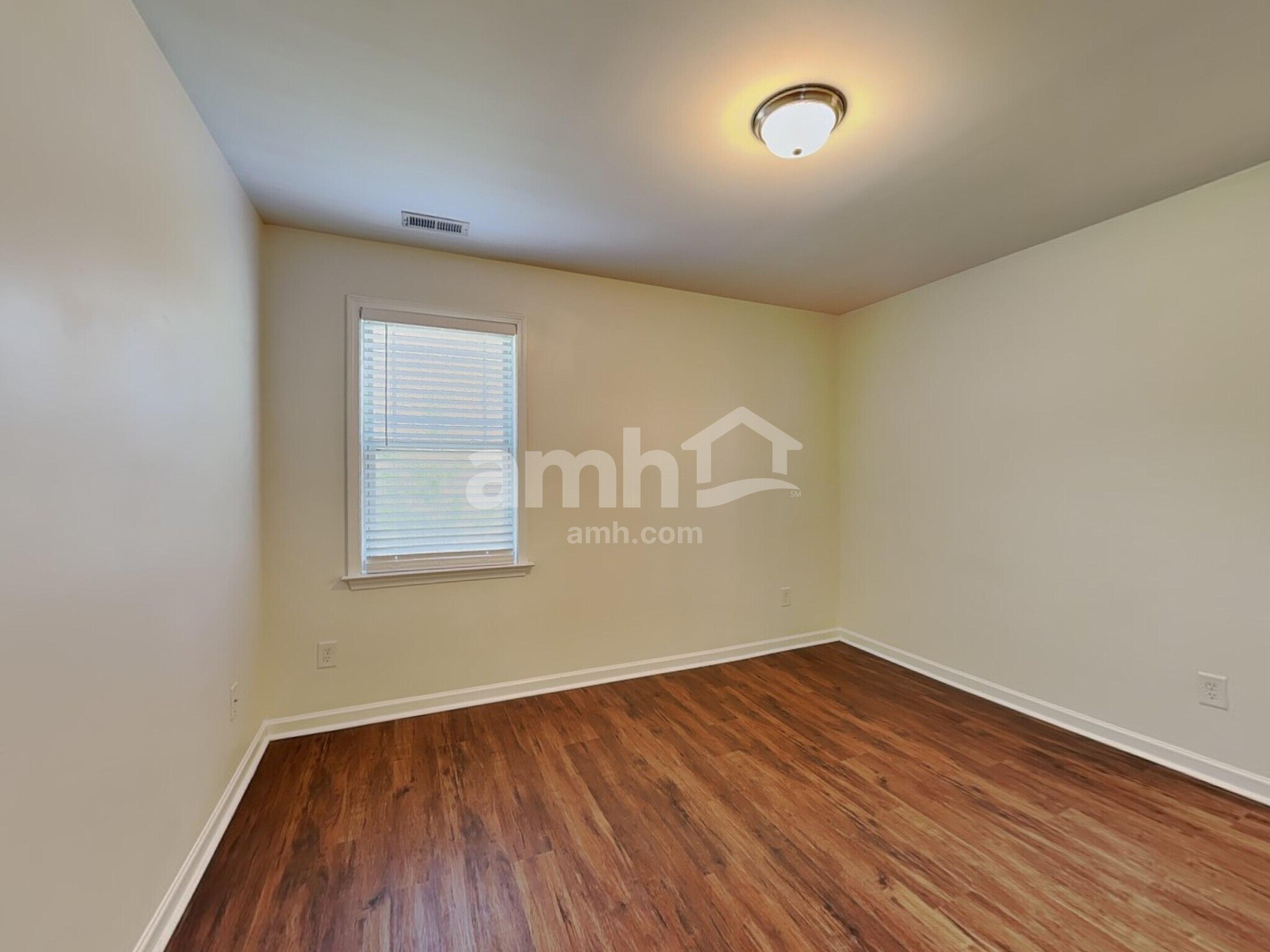 Building Photo - 108 Citrine Ct