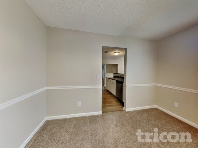 Building Photo - 4348 Persian Ct SW