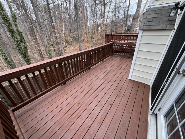 Building Photo - 5102 Spring Branch Blvd