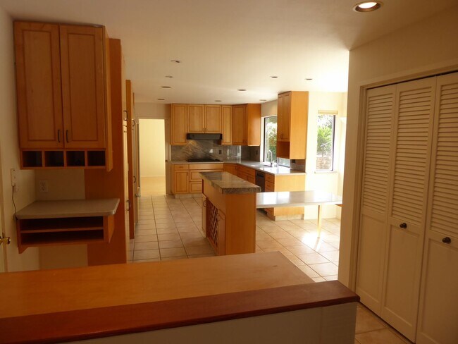 Building Photo - SPACIOUS FOUR BEDROOM / THREE AND HALF BAT...