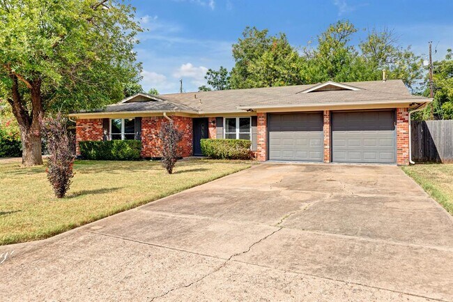 Building Photo - 7402 Bucknell Dr