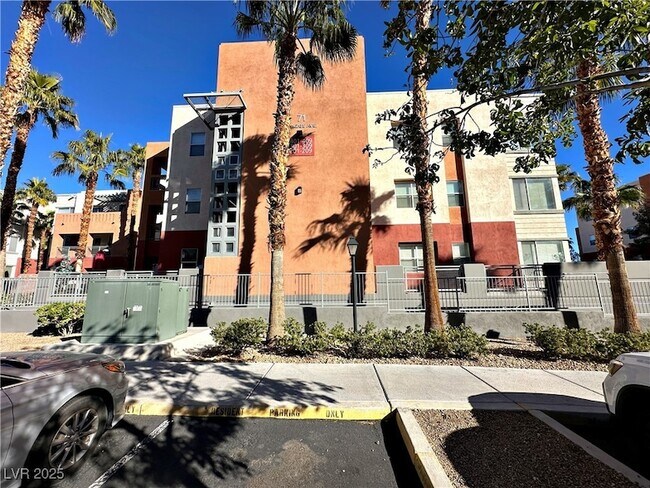 Building Photo - 71 E Agate Ave