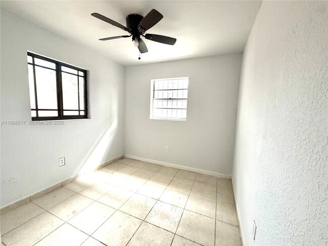 Building Photo - 137xx SW 32nd St