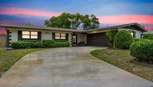 Building Photo - 2908 Ivy St