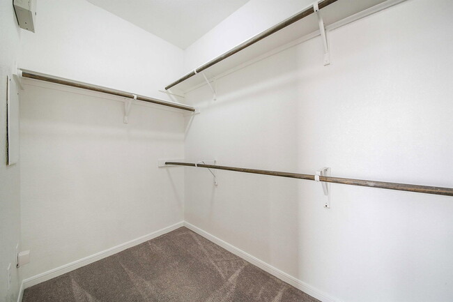 Building Photo - 14002 Madrigal Ln