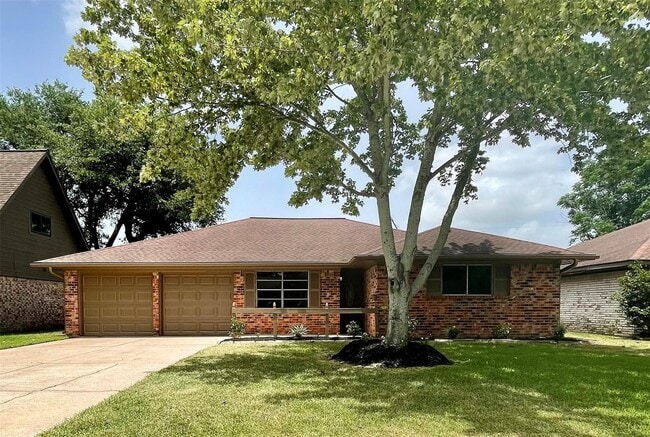 Building Photo - 718 E Lambuth Ln