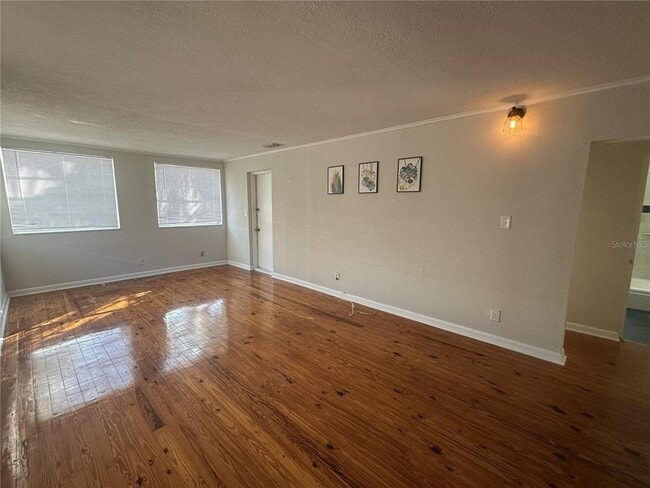 Building Photo - 2113 W North B St