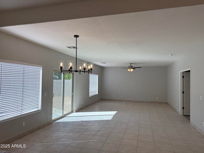 Building Photo - 14506 N 129th Ave