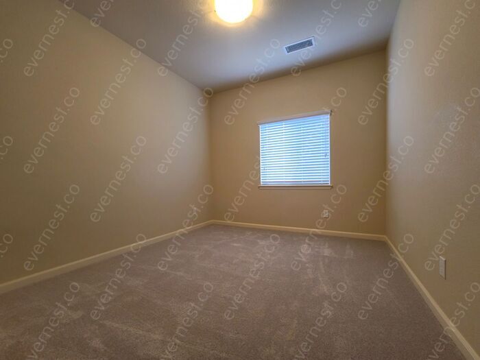 Building Photo - 1144 Rockhurst Dr