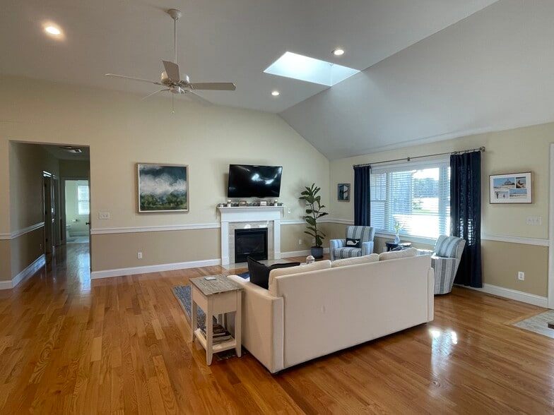 Building Photo - 32 Faiths Way