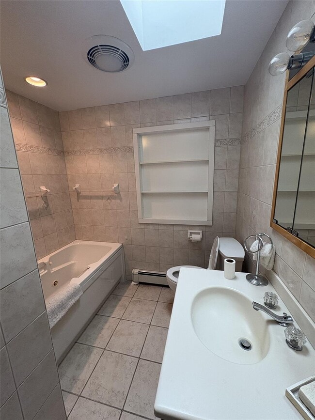 Building Photo - 38 Bradish Ln