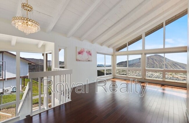 Building Photo - 1005 Kalahu Pl