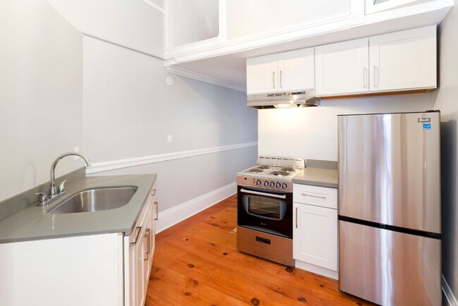 Primary Photo - 705 16th St