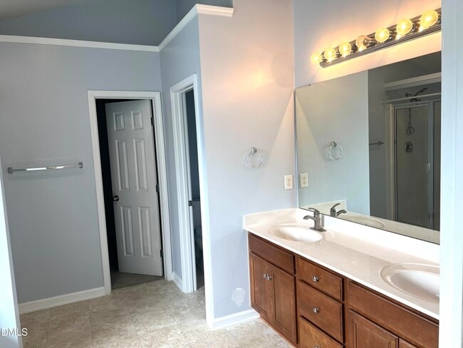 Building Photo - 1020 Delta River Way