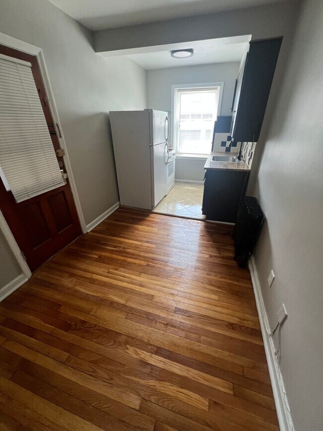 Interior Photo - Clifton Cove