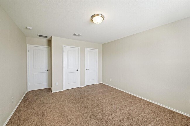 Building Photo - 7904 Gato Ln